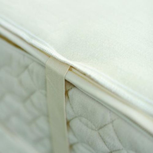 Close-up of Savvy Wool Mattress Pad